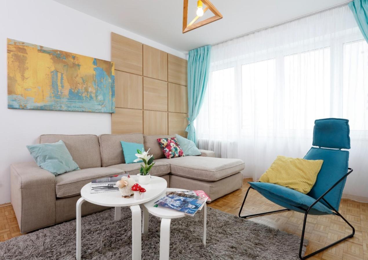 Lovely 2 Bedroom Apartment Near Old Town Bucharest Exterior photo