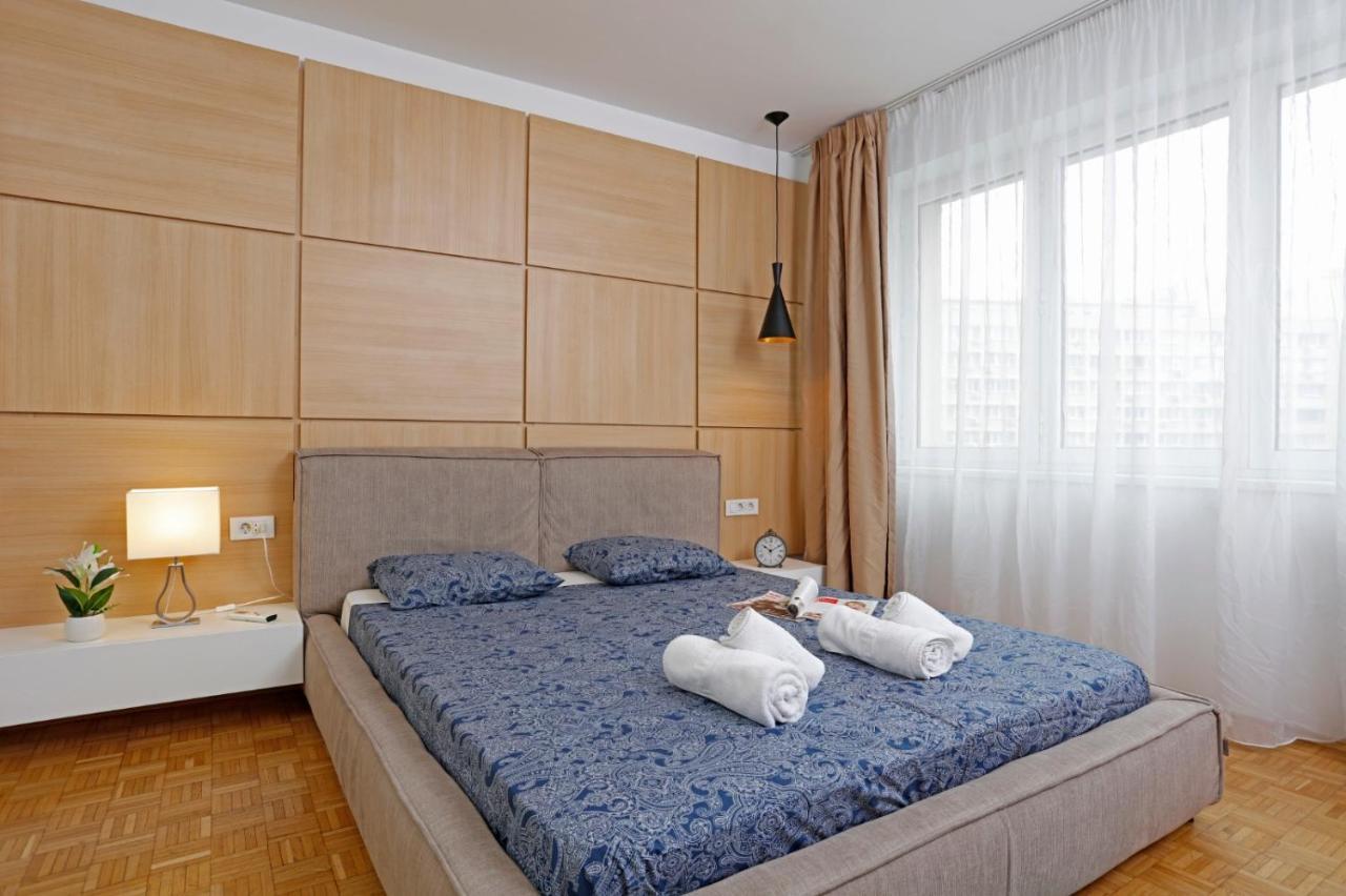 Lovely 2 Bedroom Apartment Near Old Town Bucharest Exterior photo